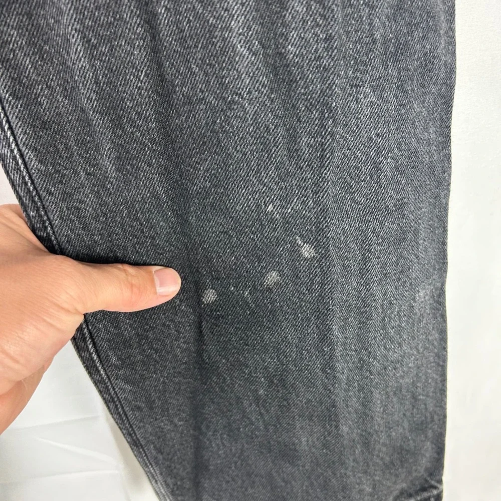 Levis note some